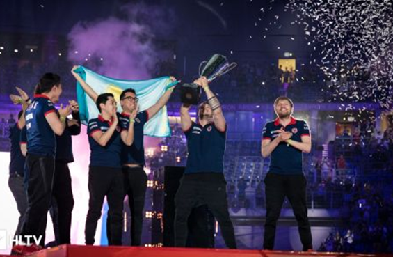 王钰栋多次 王钰栋多次