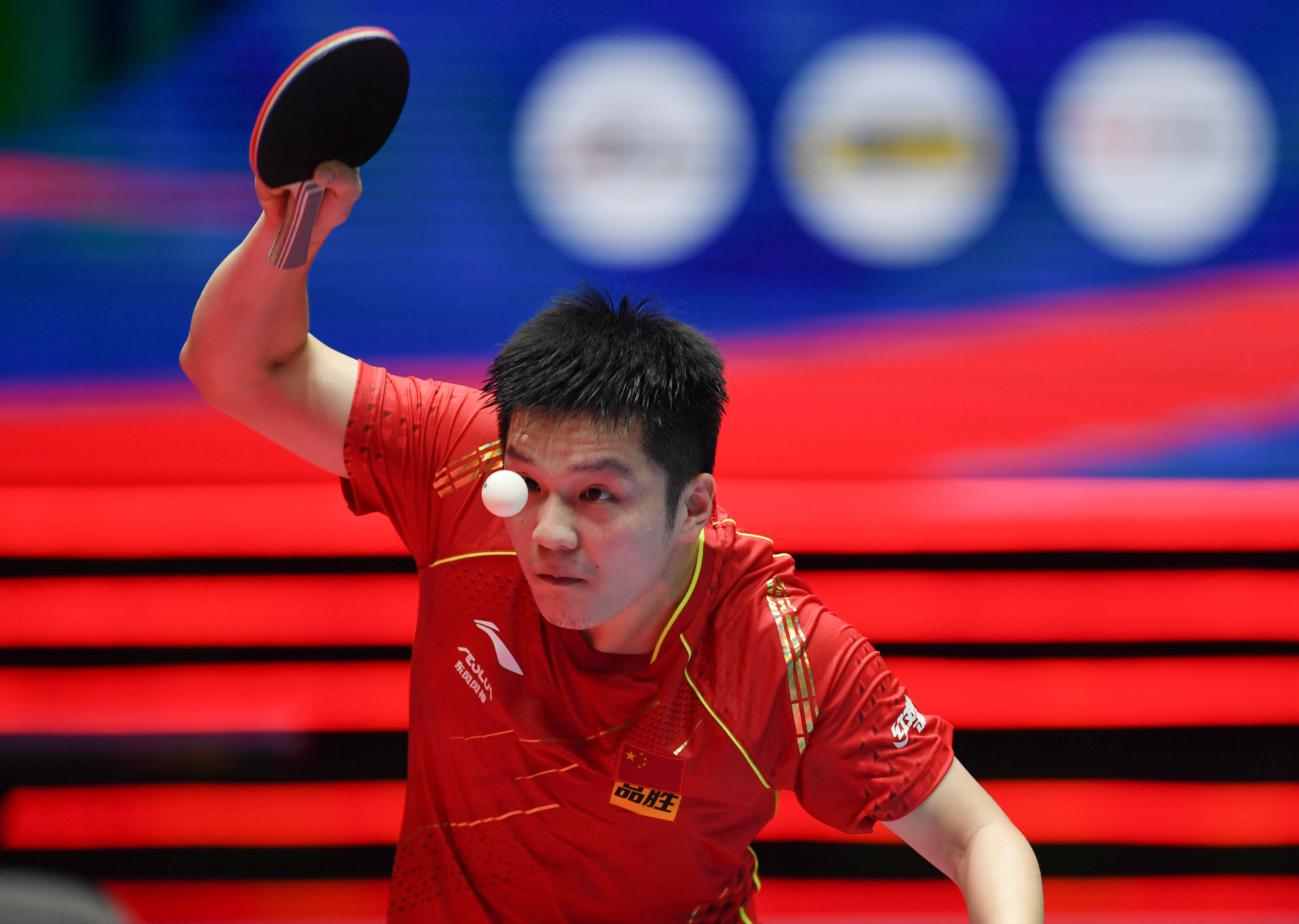 他曾主动提 他曾主动提