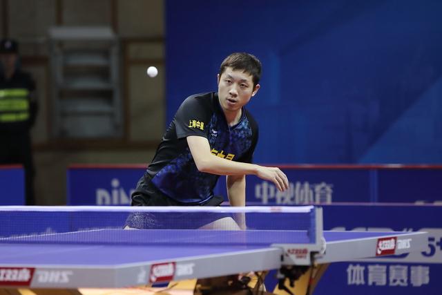 德比战中 德比战中