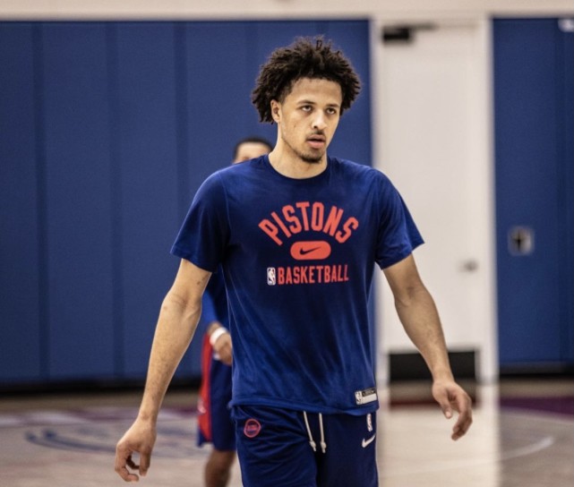 始便展现了 始便展现了