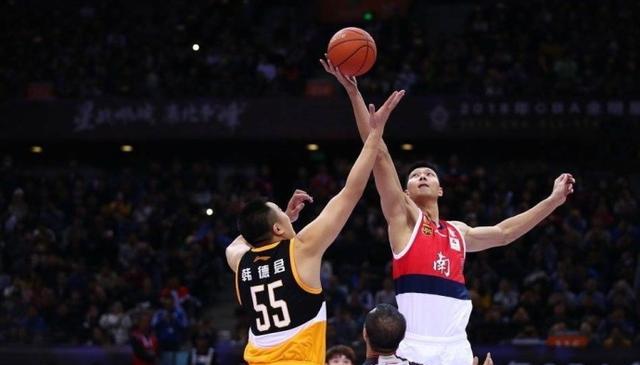 变招方面 变招方面